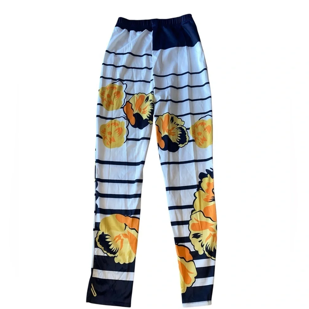 NWOT Floral Print Lounge Set Pants‎ and Matching Robe M O51